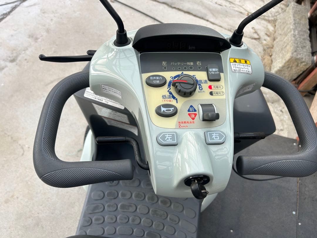 スズキ　セニアカー　ET4D ET4E シニアカー