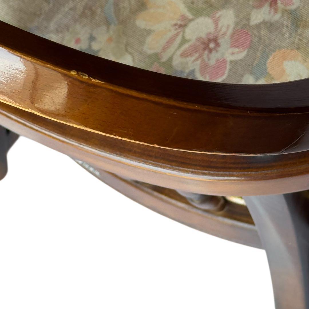 カリモク　コロニアル　アームチェア　ラタン　花柄