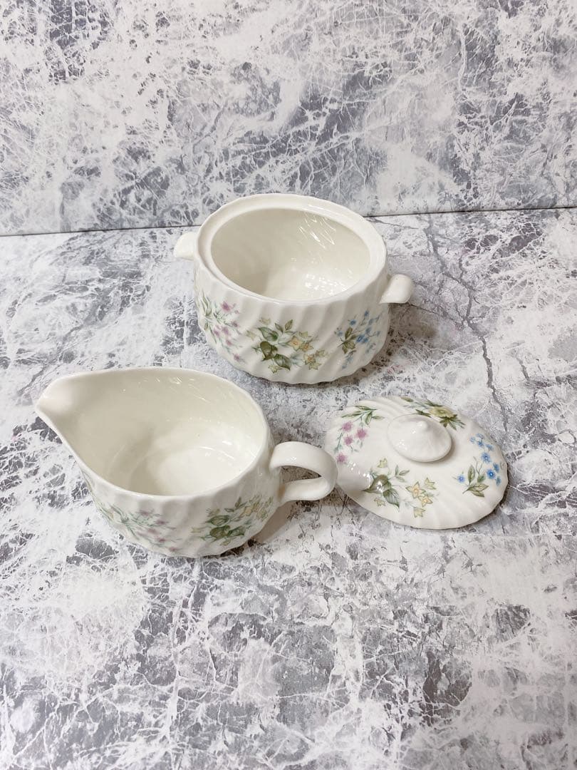 美品 MINTON ミントン テーブルセット小花柄 食器 来客用 お料理教室