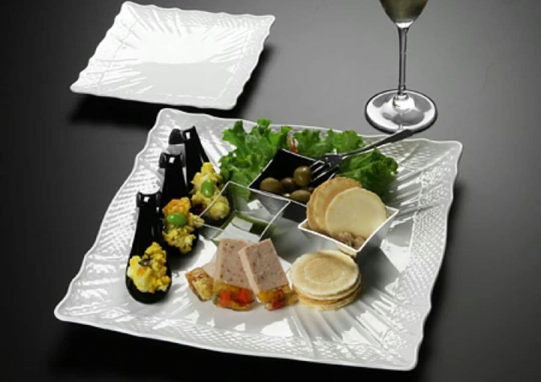 未使用6枚◆リチャードジノリ　 ベッキオホワイトスクエアプレート27cm