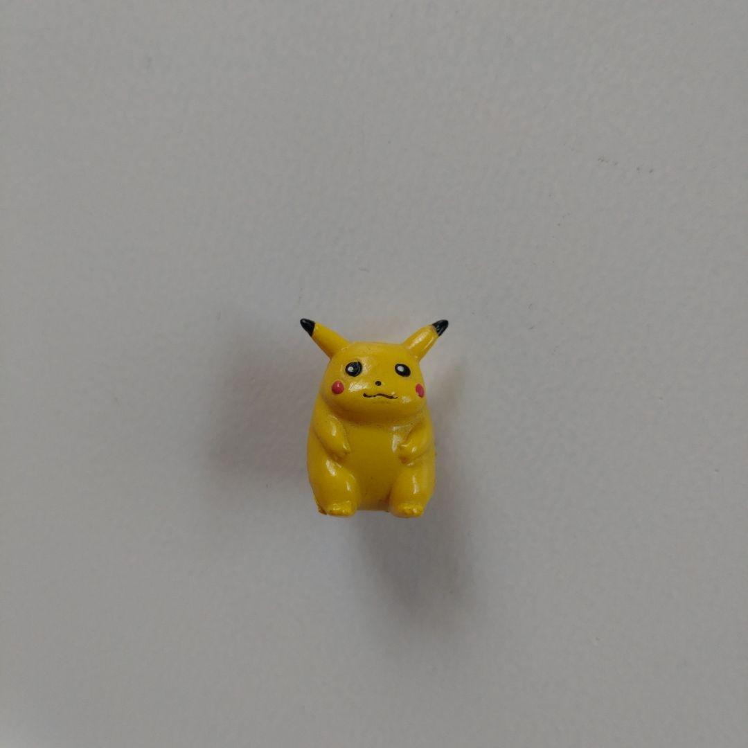 ピカチュウミニフィギュア初期永谷園ポケモンふりかけ