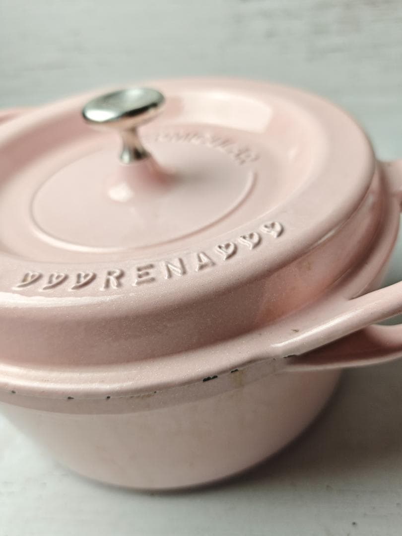 バーミキュラ VERMICULAR オーブンポットラウンド 22cm ピンク