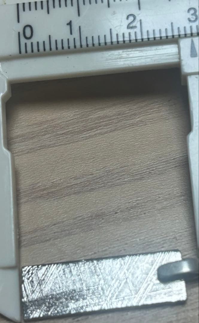 ギベオン 隕石 プレート 2.22g 25.5×8.5×1.3㎜