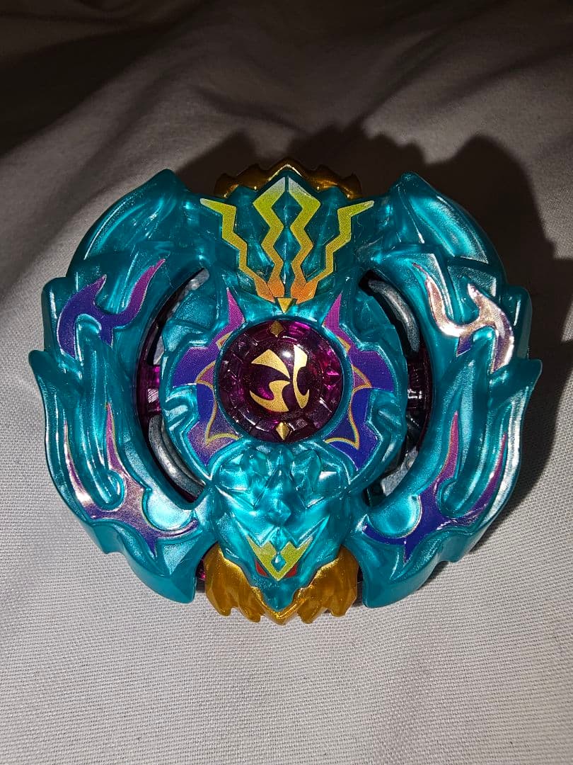 ビートククルカン.7U.Hn ベイブレードバースト ランブーレア - メルカリ