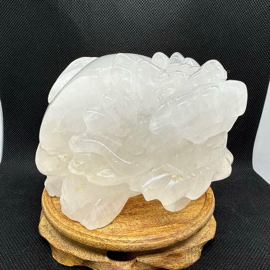 BIGサイズ♪ ロングイ　水晶　白　約12センチ以上♪台座付き♪