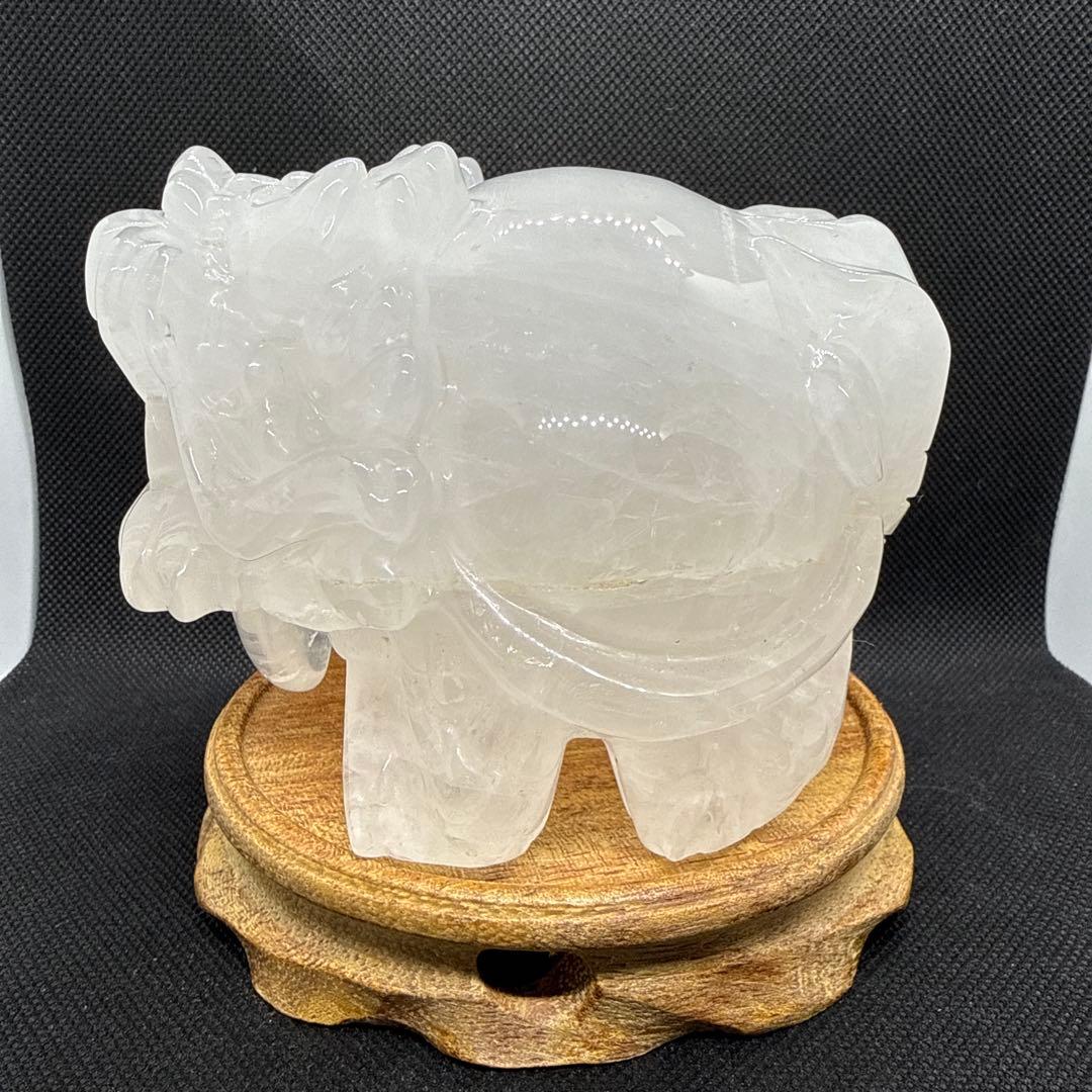 BIGサイズ♪ ロングイ　水晶　白　約12センチ以上♪台座付き♪