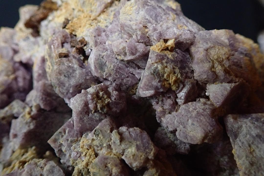 3040g ♥ スピネル 8月誕生石 尖晶石 原石 天然石 未加工 1点もの