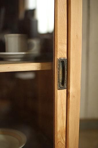 ロコ　古い木枠のガラス戸棚　引き出し3杯　水屋　食器棚　カウンター