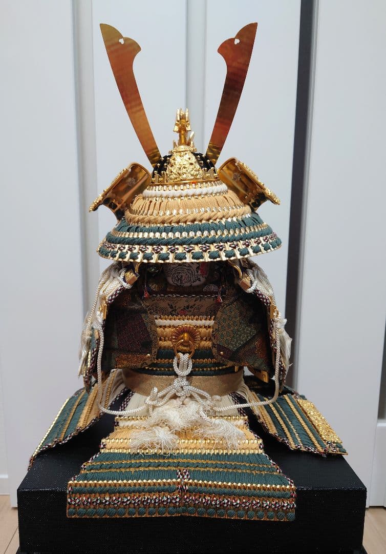 五月人形　平安 翠雲　御鎧飾り　高さ約82cm　甲冑