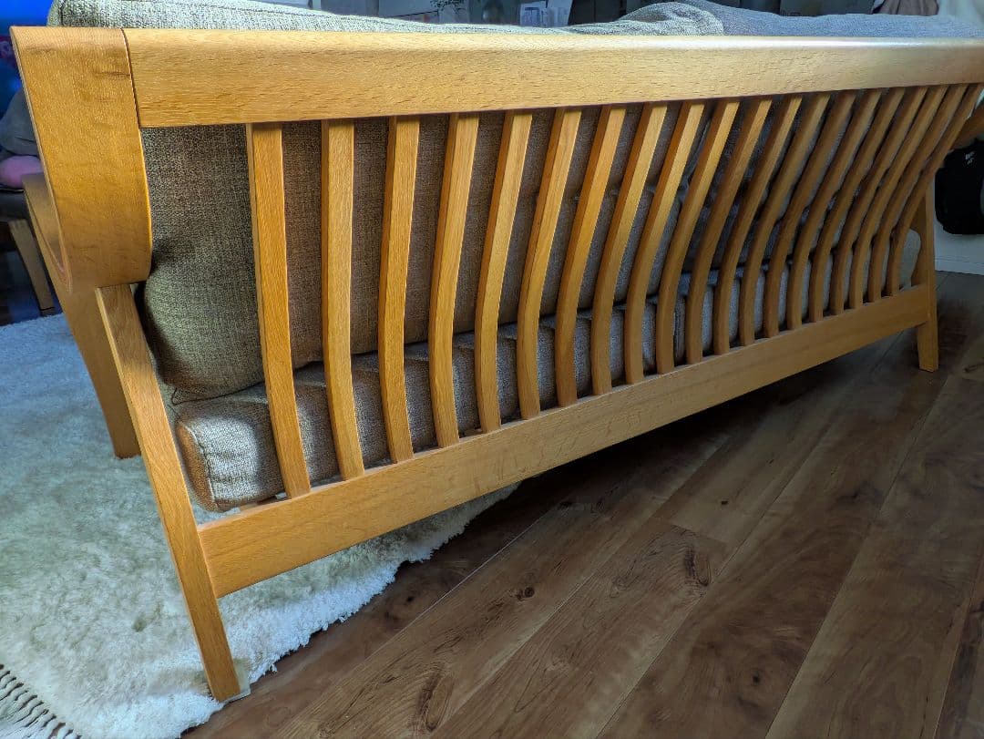 木製フレーム ブラウン系 布張り 2.5人掛けソファ