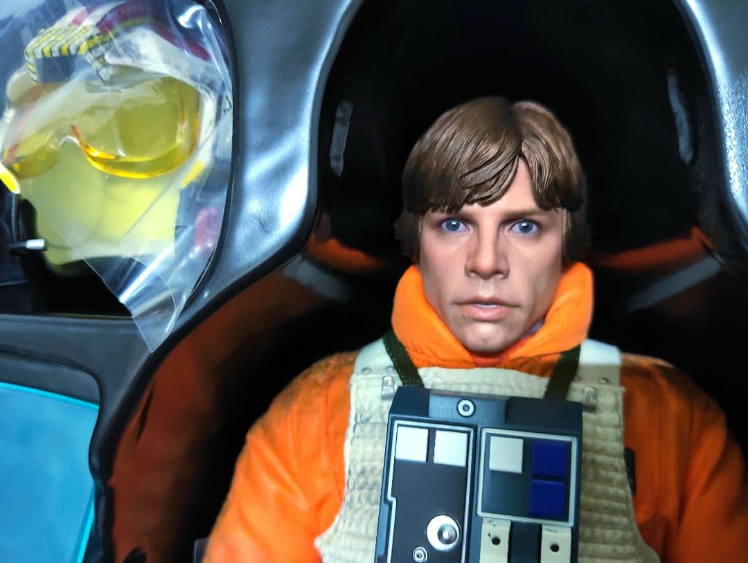 HOTTOYs•STARWARS[ルーク]レイアヘッド付き!土日限定価格!!