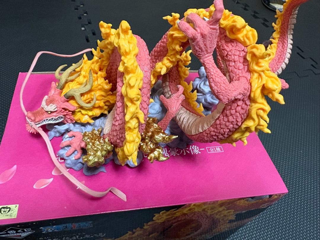 ワンピース A賞 ドラゴンフィギュア