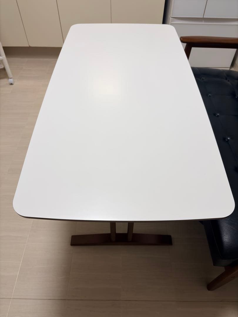 カリモク60 カフェテーブル　1200