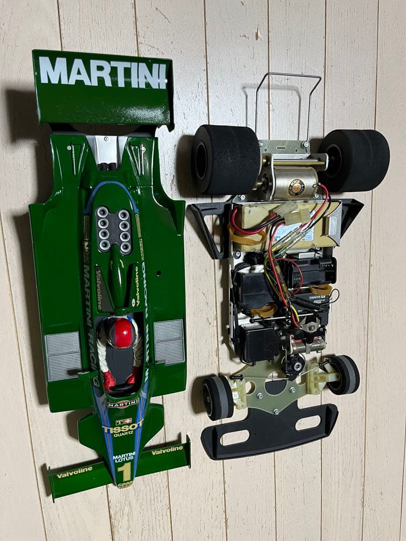 タミヤラジコンカー 1/10 マルティーニロータス79(当時物) - メルカリ