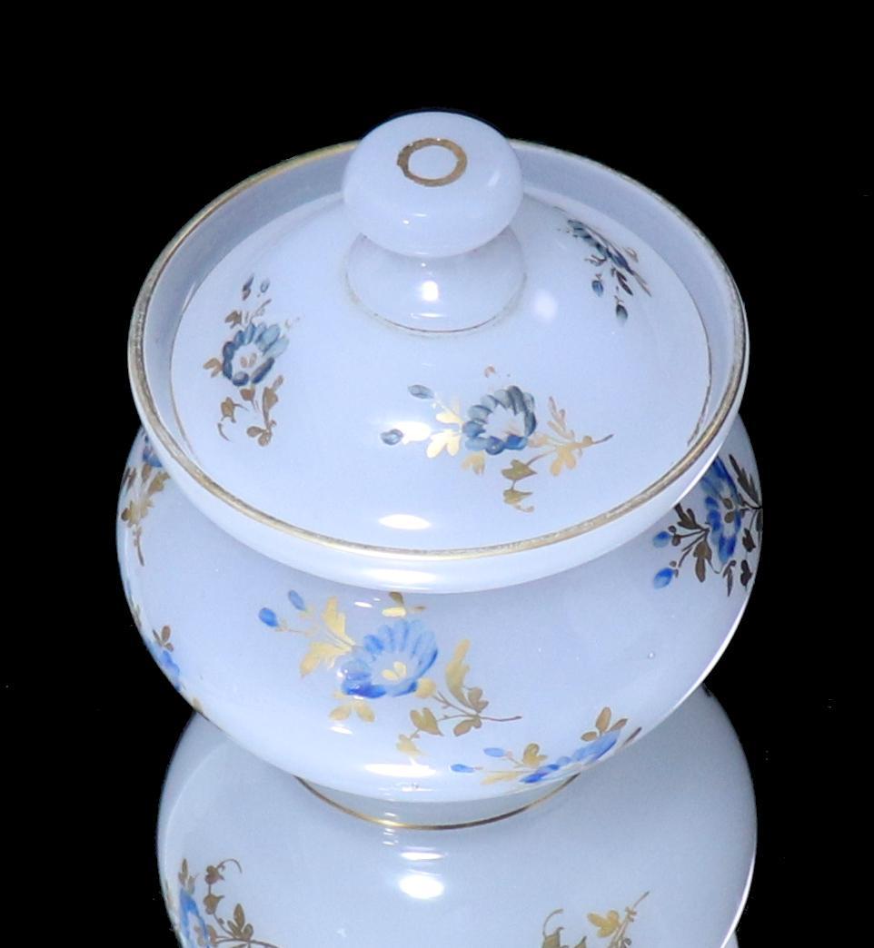 オールド・バカラ 激レア1870年頃 金彩エナメル彩オパーリンクリスタル製 蓋物