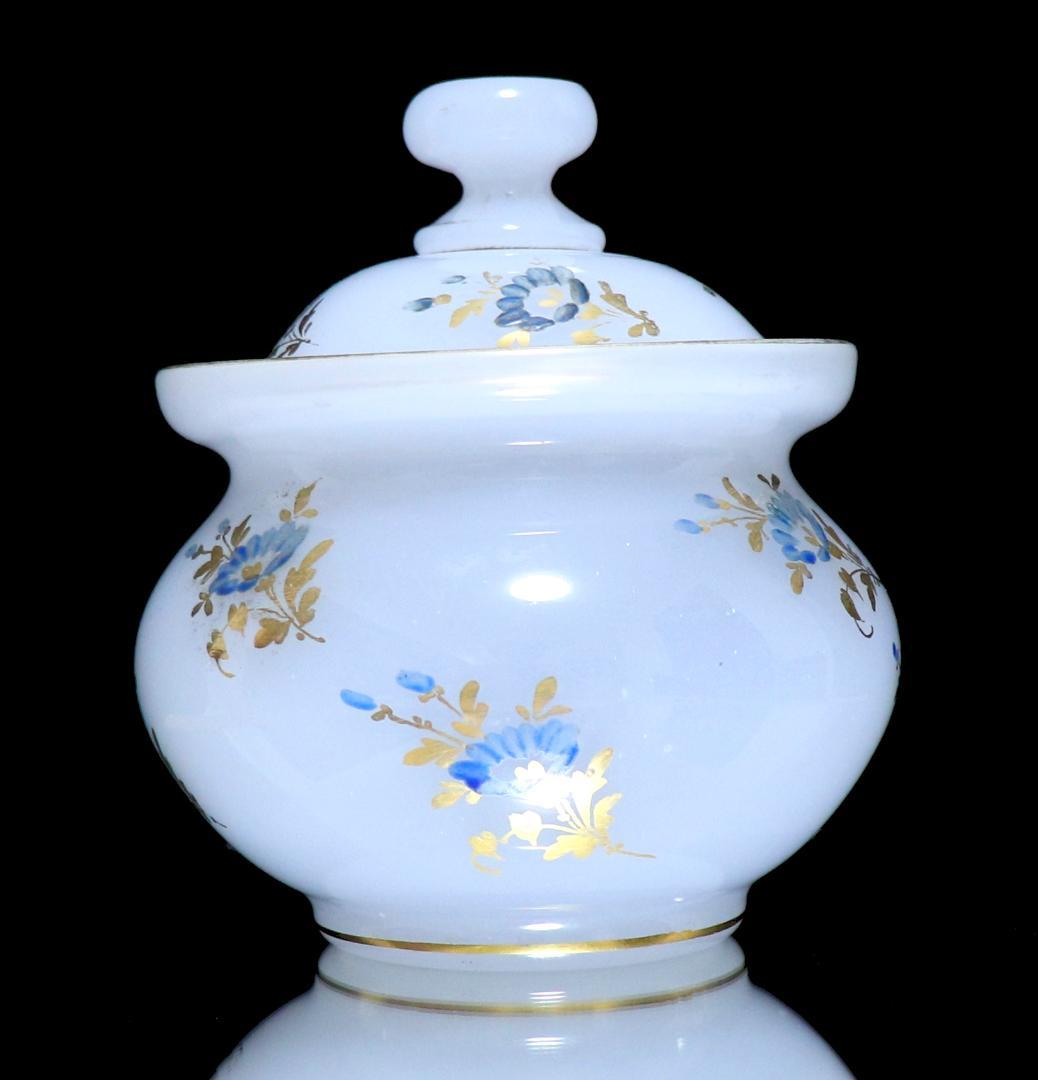 オールド・バカラ 激レア1870年頃 金彩エナメル彩オパーリンクリスタル製 蓋物