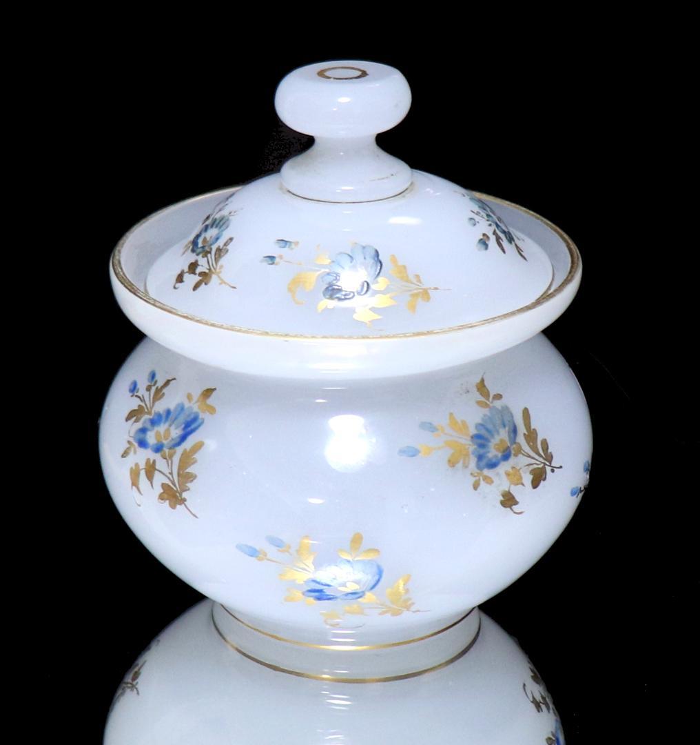 オールド・バカラ 激レア1870年頃 金彩エナメル彩オパーリンクリスタル製 蓋物