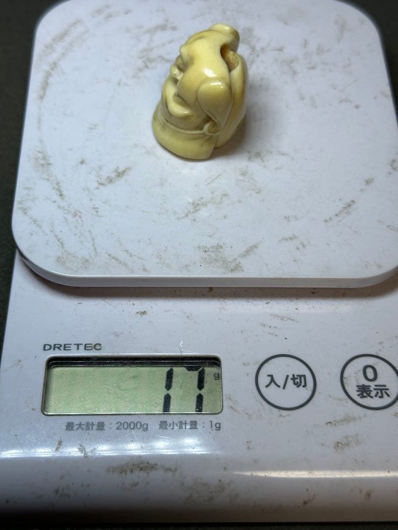 根付　鯨歯　古美術品　 置物　細密細工　骨董　アンティーク　彫刻 工芸品