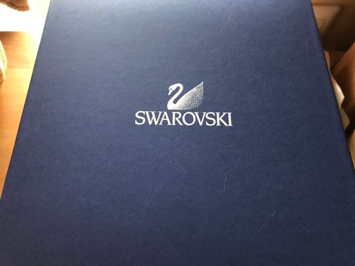 スワロフスキー　薔薇　バラ　クリスタル　箱入