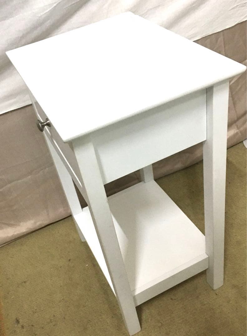 ベッドサイドテーブル木製　ホワイト