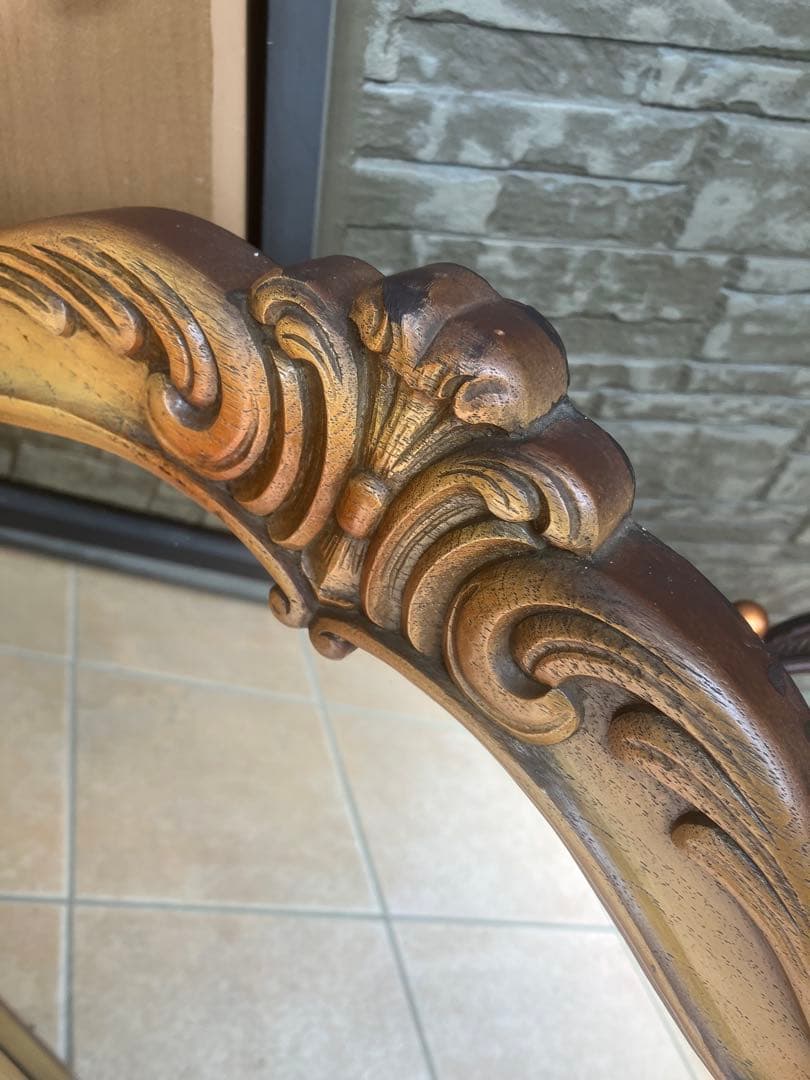 アンティーク調　木製　デコラティブフレーム　ウォールミラー　壁掛け