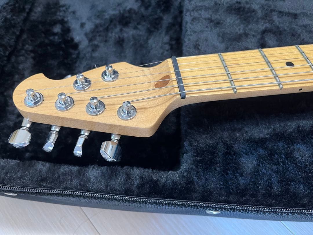 Klein Guitar モデル ケース付 軽量 クラインギタータイプ - メルカリ