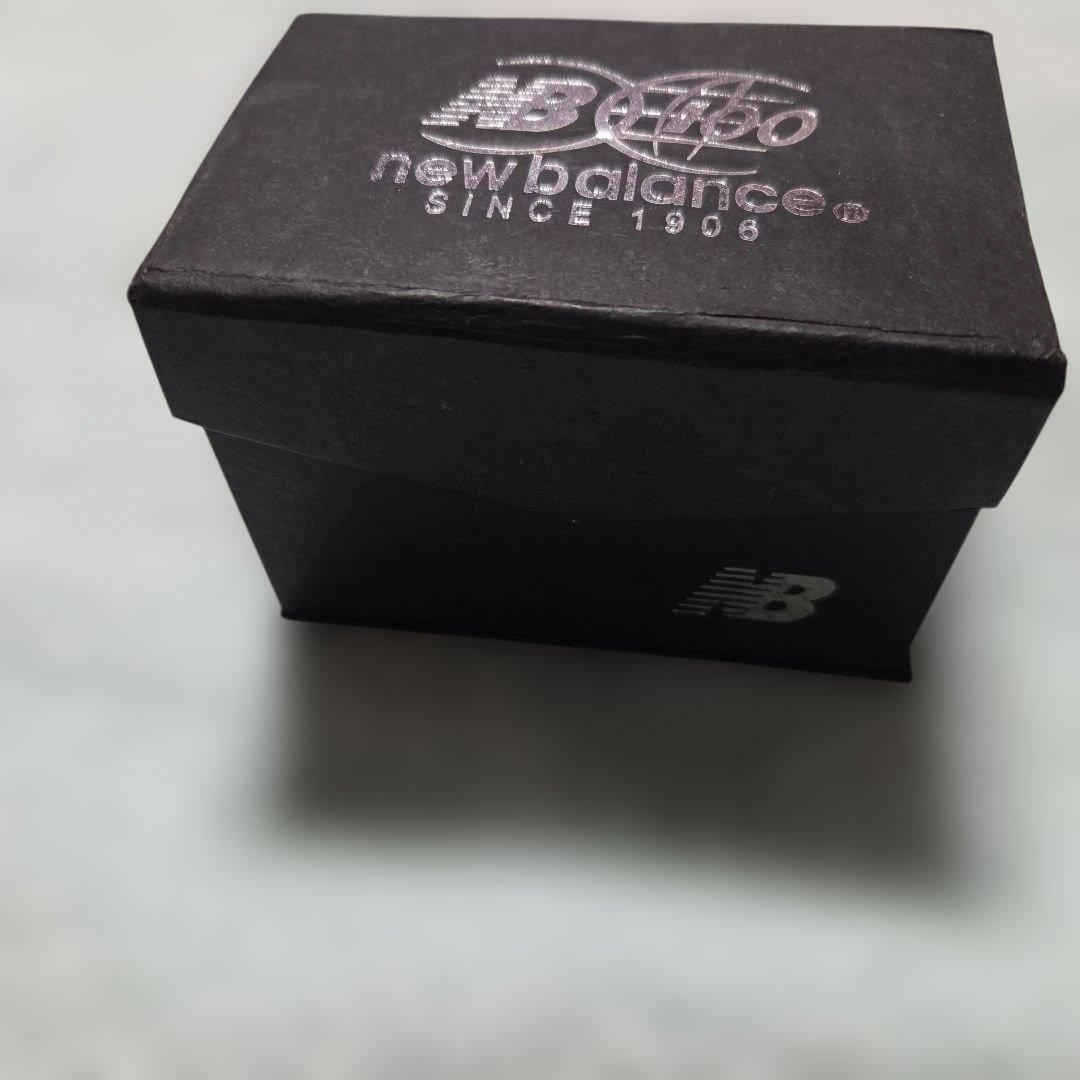new balance スニーカー 置物　非売品
