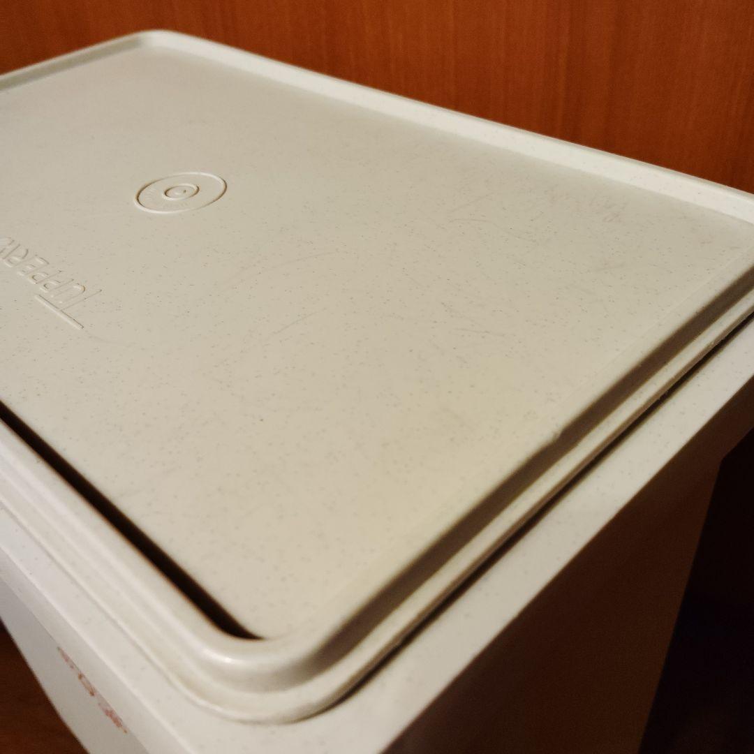 タッパーウェア 10キロキーパー 2色セット　米びつ