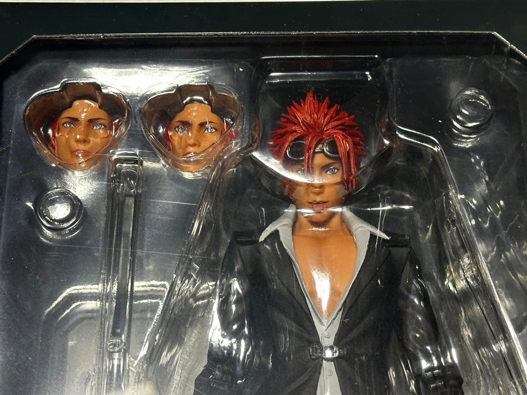 FF7リメイク　PLAY ARTS改 レノ