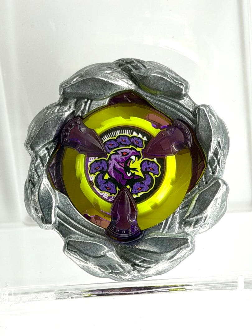 h*a様 ベイブレード【BEYBLADE X 】UX-00 オロチクラスター6- - メルカリ