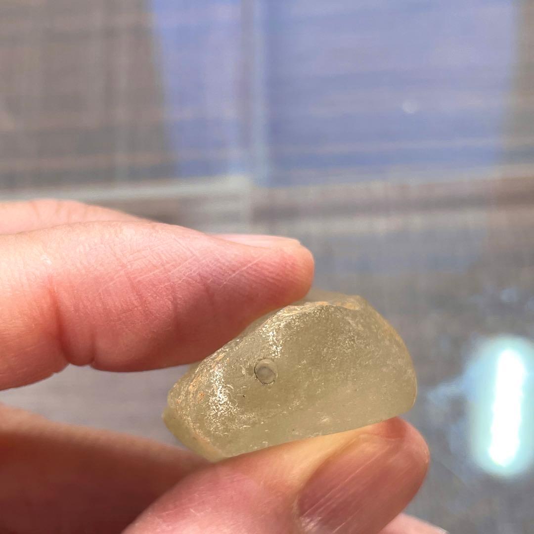 リビアングラス 貫通穴有り タンブル　ルース　2 隕石　ブレスレット