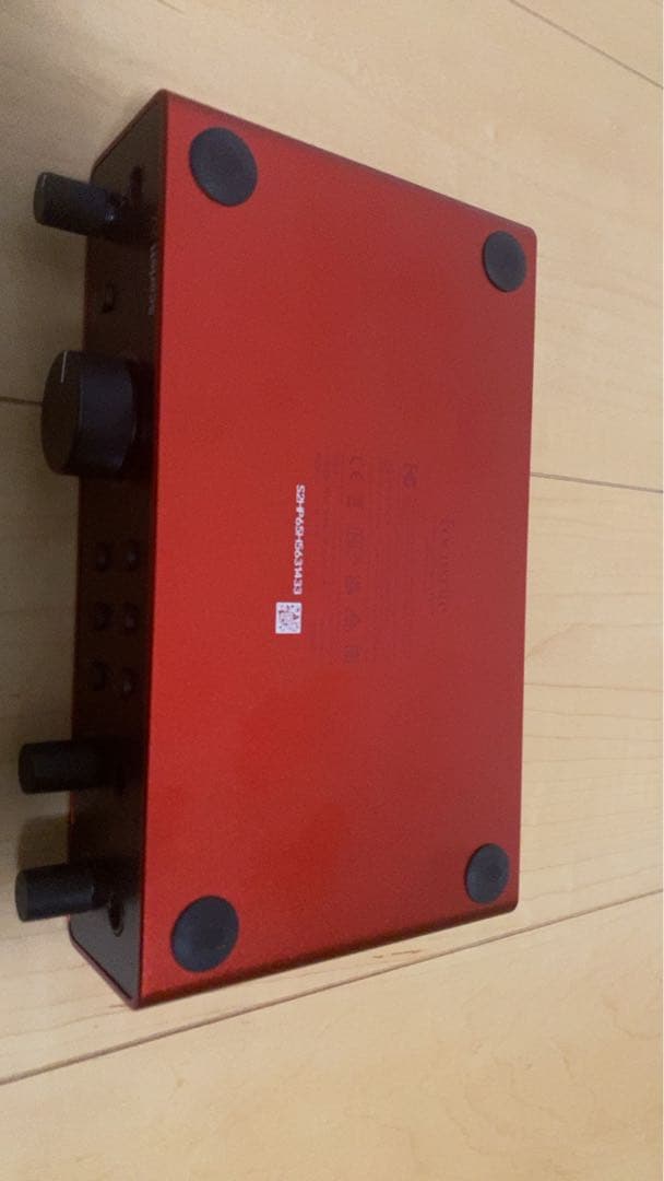 Focusrite Scarlett 2i2　オーディオインターフェース