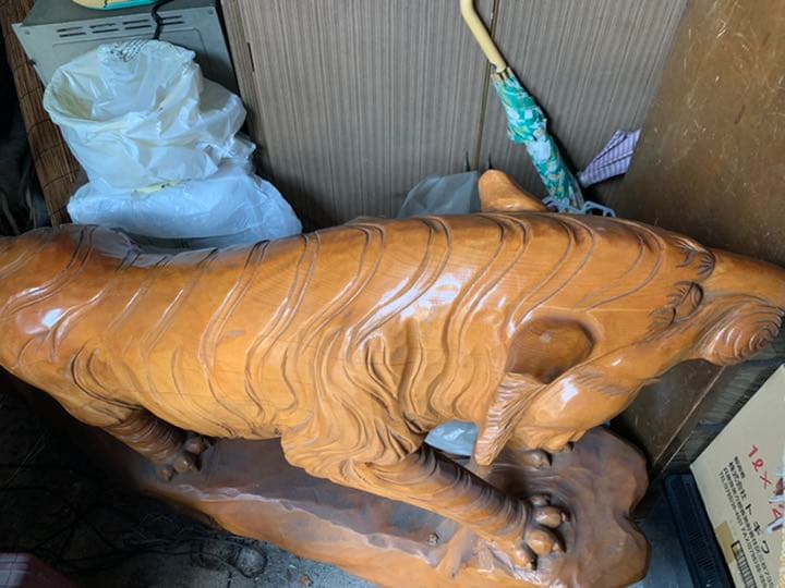 大型一刀彫虎置物木彫り