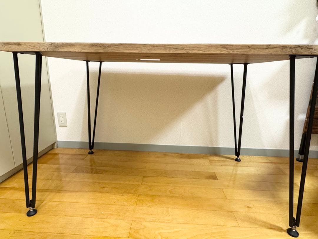【美品・分解可能】ダイニングテーブル 110cm×70cm