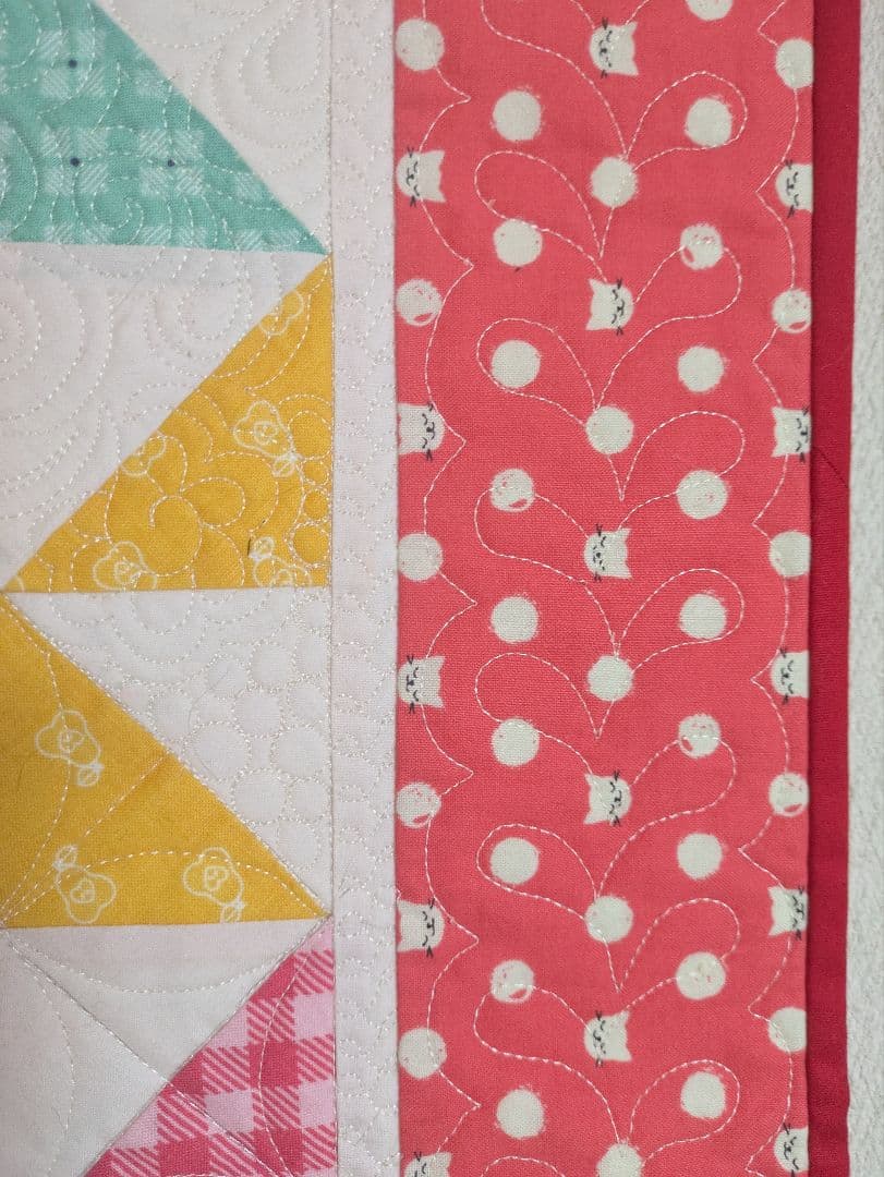 完全オリジナル！ハンドメイドミシンキルト　ピンウィール