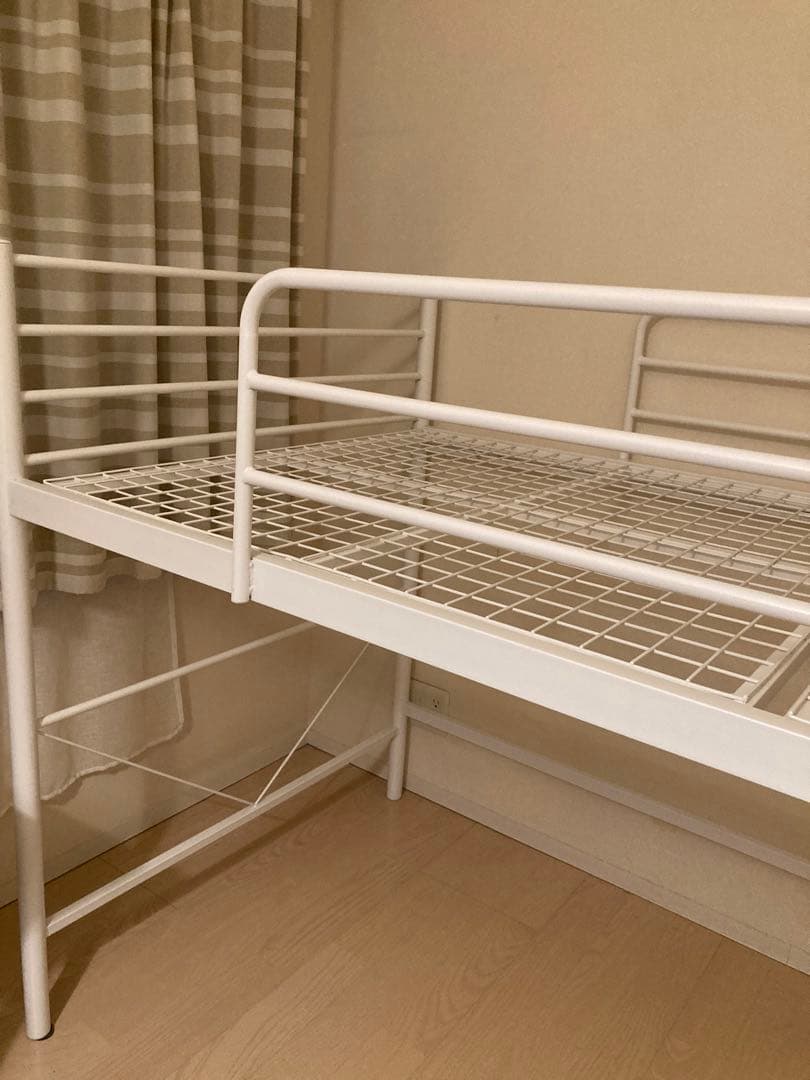 【送料込み】ニトリ スチールミドルベッド(MB02 WH)