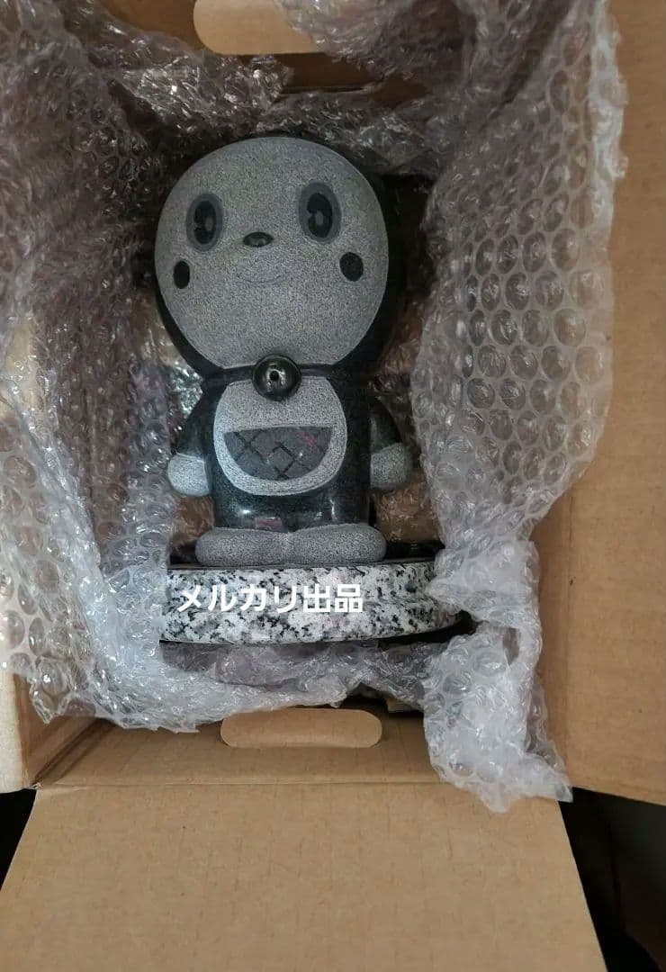 ドラミちゃん石像御影石