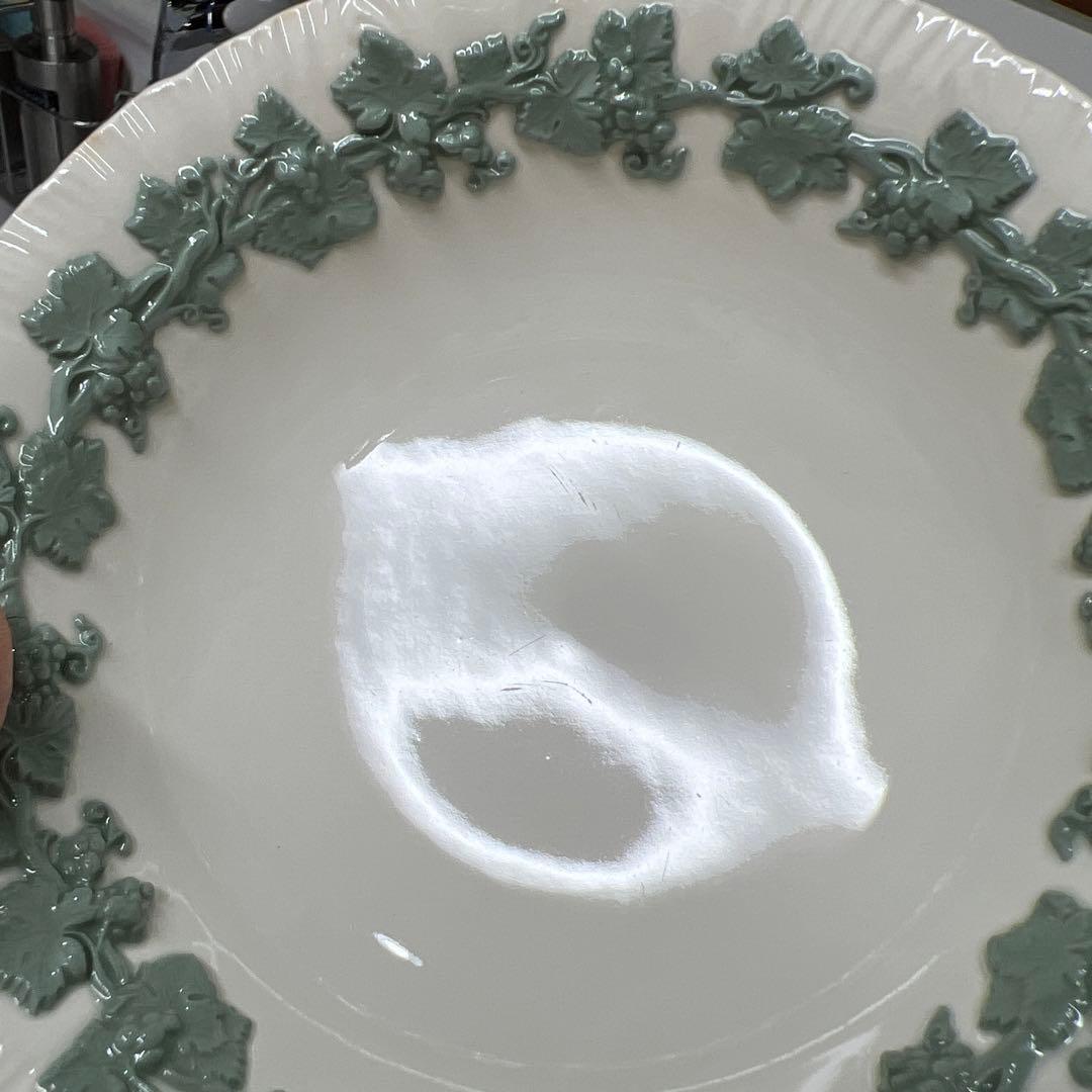 ウエッジウッド　クイーンズウェア　 オフホワイト/セラドンセット　 シェルエッジ