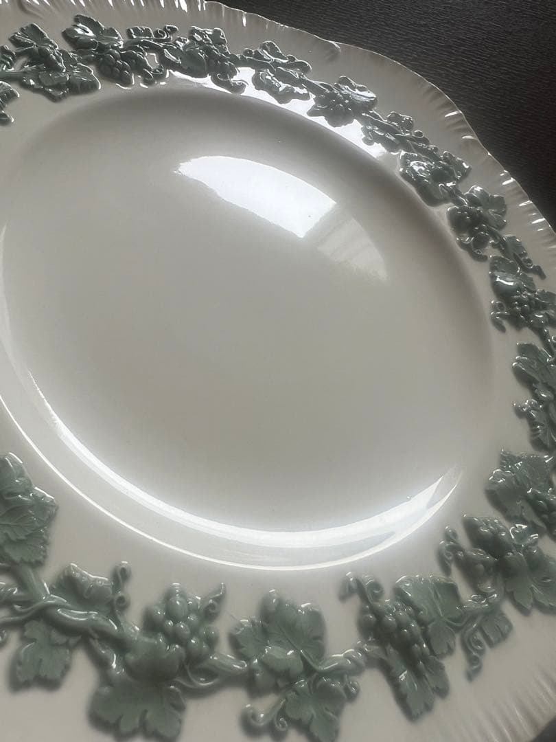 ウエッジウッド　クイーンズウェア　 オフホワイト/セラドンセット　 シェルエッジ