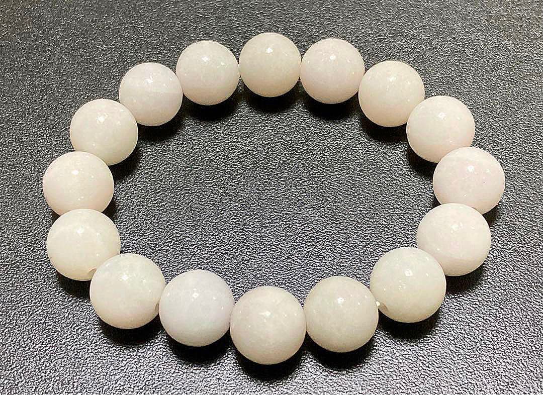 究極品質　太古から受け継がれし神の守護石　ミャンマー産　白淡紫翡翠　13㎜