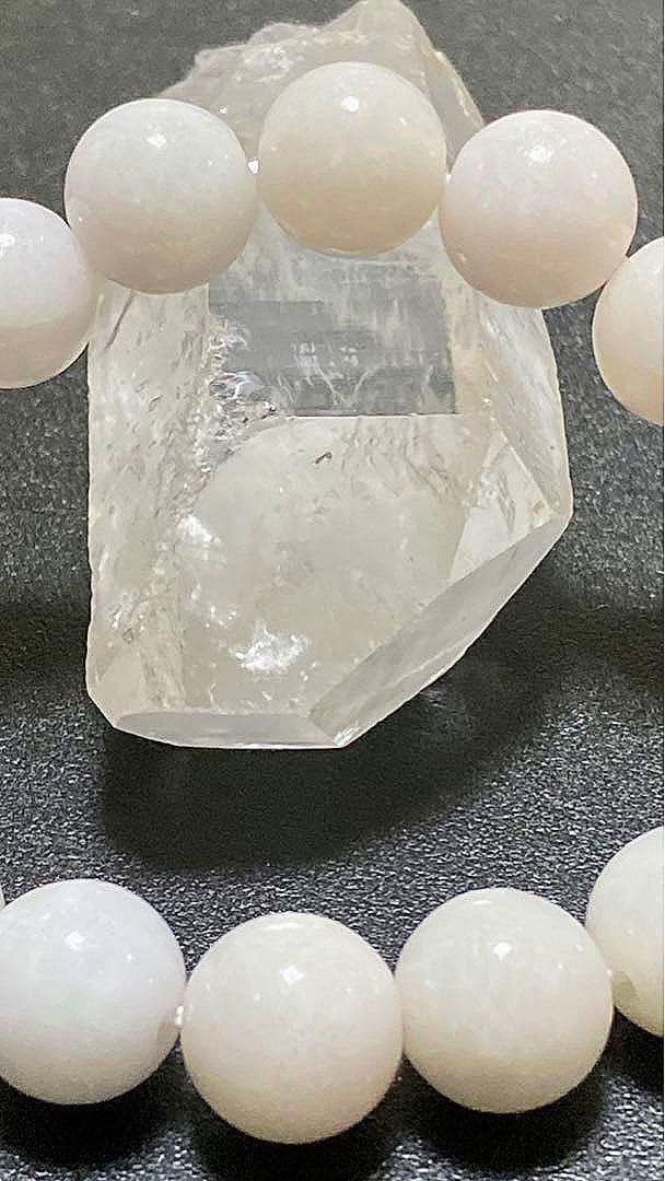 究極品質　太古から受け継がれし神の守護石　ミャンマー産　白淡紫翡翠　13㎜