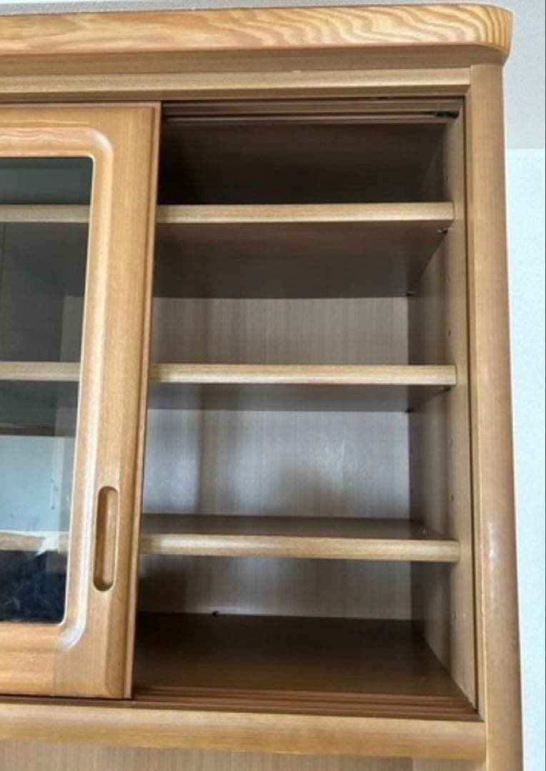 kiwi　食器棚　上