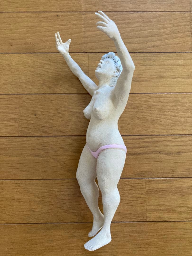 一点物 女性の立体オブジェ（ビキニ） 芸術品