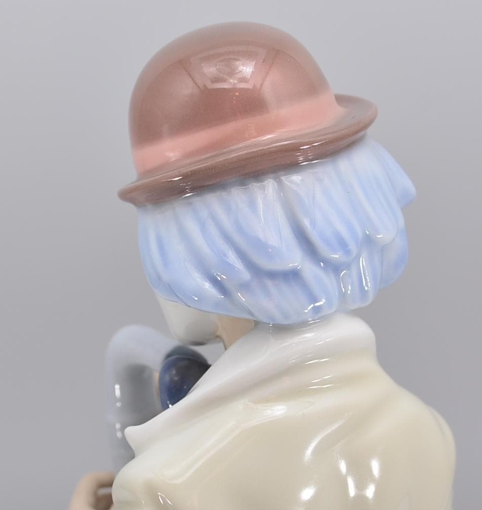 悲しきサックス　＃5471　★リヤドロ　スペイン　ポーセリン　光沢仕上げ　絶版