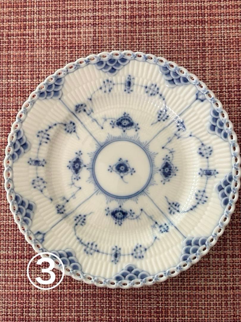 Tatara さん専用　ブルーフルーテッド フルレース 17cm 6枚セット