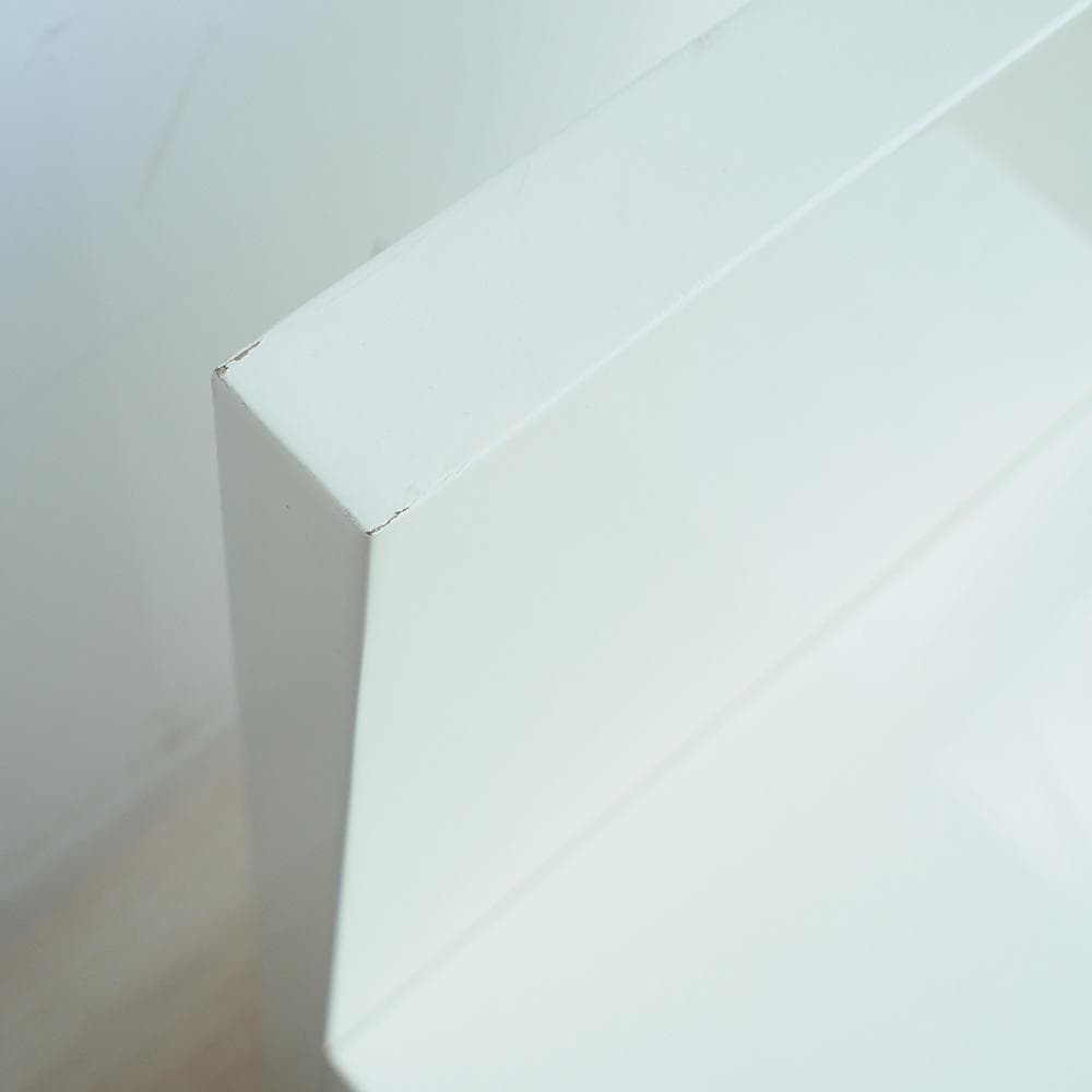 モダン ナイトテーブル 白/ホワイト ベッドサイド ZR24018