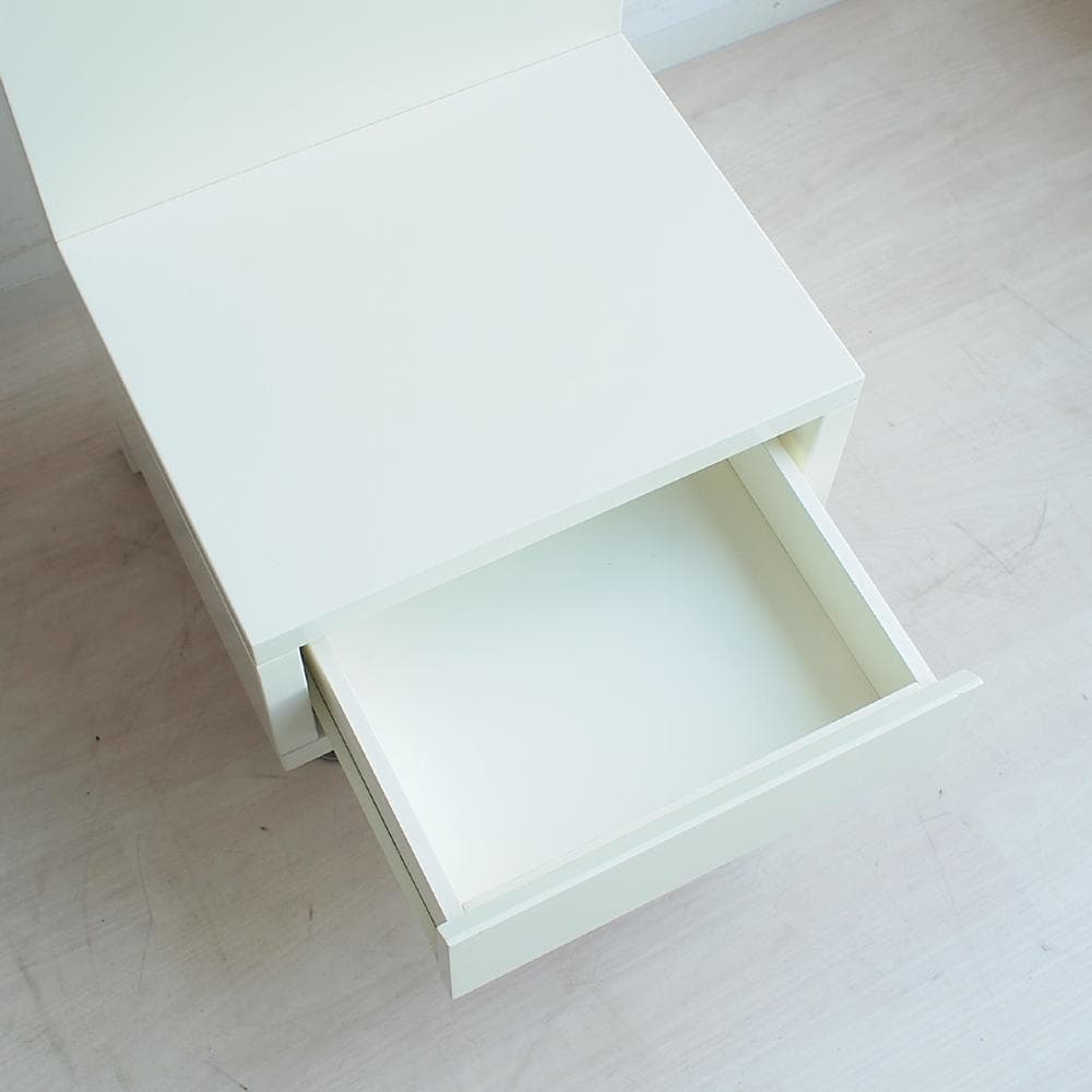 モダン ナイトテーブル 白/ホワイト ベッドサイド ZR24018