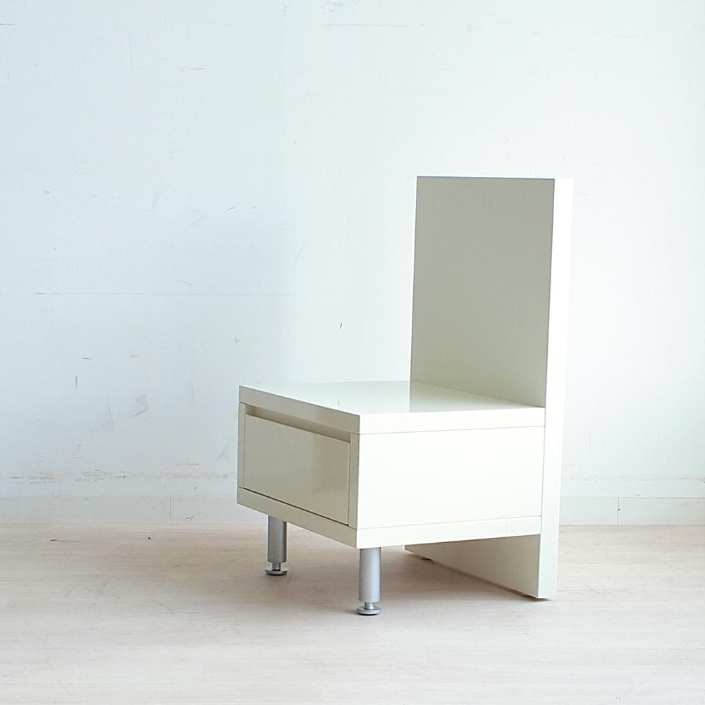 モダン ナイトテーブル 白/ホワイト ベッドサイド ZR24018