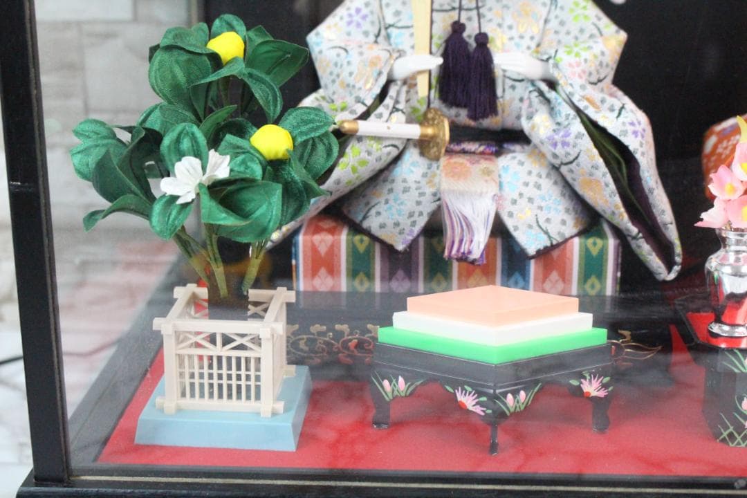 ♡雛人形 加茂芳春 御雛 ライト・オルゴール ガラスケース付 EE0H01008