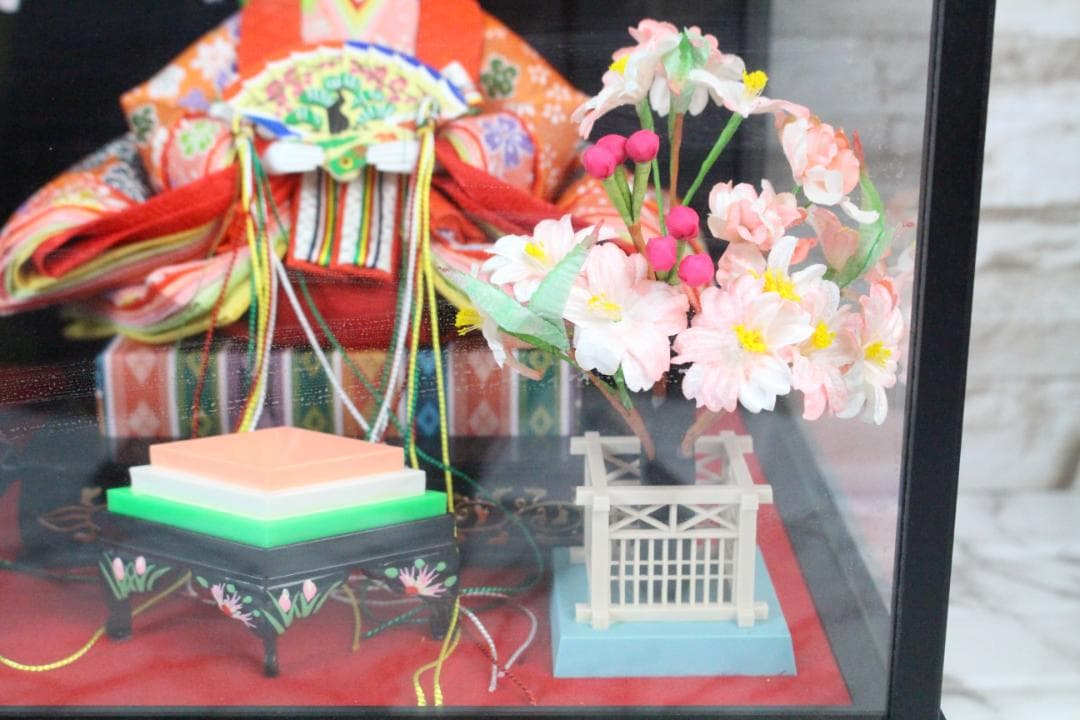 ♡雛人形 加茂芳春 御雛 ライト・オルゴール ガラスケース付 EE0H01008